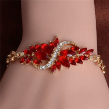 Load image into Gallery viewer, MISANANRYNE New 5 colors Beautiful Bracelet for Women Colorful Austrian Crystal Fashion Heart Chain Bracelet Wholesale