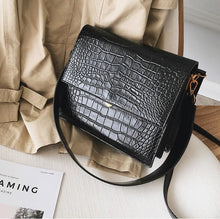 Load image into Gallery viewer, European Fashion Simple Women's Designer Handbag 2020 New Quality PU Leather Women Tote bag Alligator Shoulder Crossbody Bags