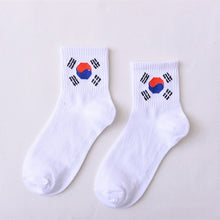 Load image into Gallery viewer, Women Daily Socks Harajuku Korea Japanese Cotton Kitten Flame Ulzzang Socks Men Chinese Cactus Gun Shark Alien Christmas Socks
