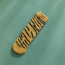 Load image into Gallery viewer, 1 pair of plush coral fleece socks female tube socks autumn and winter cat claws cute thick warm sleeping floor sleep socks lady
